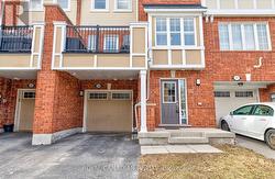 24 MIDHOPE WAY  Brampton, ON L6Y 5W6