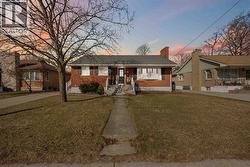 1569 INDIAN ROAD North  Sarnia, ON N7V 4E1