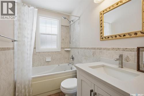 3314 Dieppe Street, Saskatoon, SK - Indoor Photo Showing Bathroom