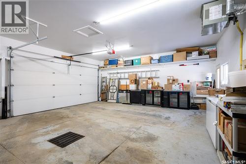 702 Lansdowne Avenue, Saskatoon, SK - Indoor Photo Showing Garage