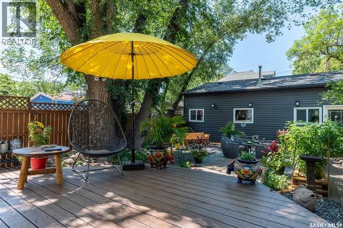 702 Lansdowne Avenue, Saskatoon, SK - Outdoor With Deck Patio Veranda