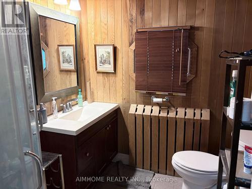 110 Traymore Avenue, Hamilton, ON - Indoor Photo Showing Bathroom