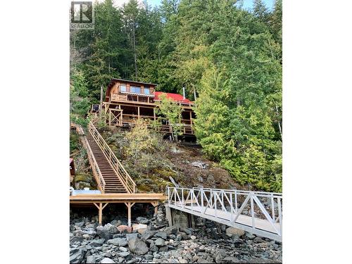 31 Lime Cliffs Beach, Sicamous, BC - Outdoor