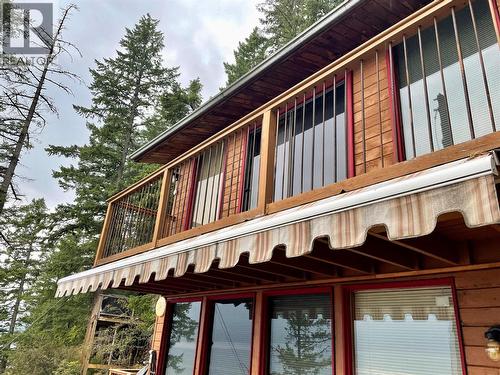 31 Lime Cliffs Beach, Sicamous, BC - Outdoor With Exterior