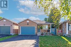 49 MALLORY STREET  Clarington (Courtice), ON L1E 2A8