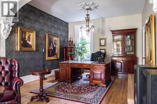 122 East Avenue S, Hamilton, ON - Indoor Photo Showing Office