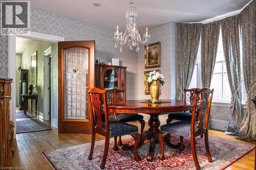 122 East Avenue S, Hamilton, ON - Indoor Photo Showing Dining Room