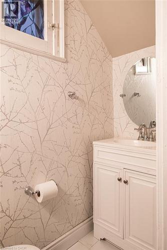 122 East Avenue S, Hamilton, ON - Indoor Photo Showing Other Room