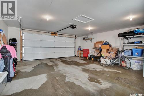 321 Secord Way, Saskatoon, SK - Indoor Photo Showing Garage