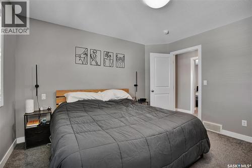 321 Secord Way, Saskatoon, SK - Indoor Photo Showing Bedroom