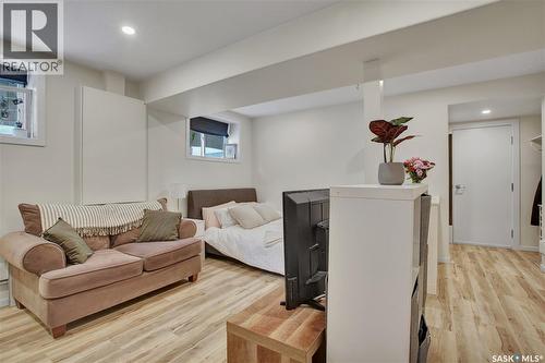 321 Secord Way, Saskatoon, SK - Indoor