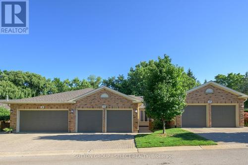 9 - 445 RIVERSIDE DRIVE  London North (North N), ON N6H 2R8