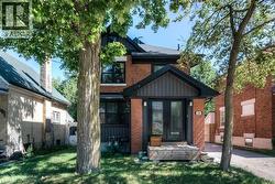 24 LOCUST Street Unit# A  Kitchener, ON N2H 1W7