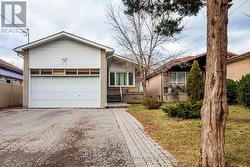 BSMT - 52 FARRELL AVENUE Toronto, ON M2R 1C9