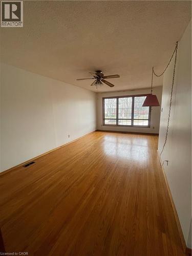 24 Yeoville Court, Hamilton, ON - Indoor Photo Showing Other Room