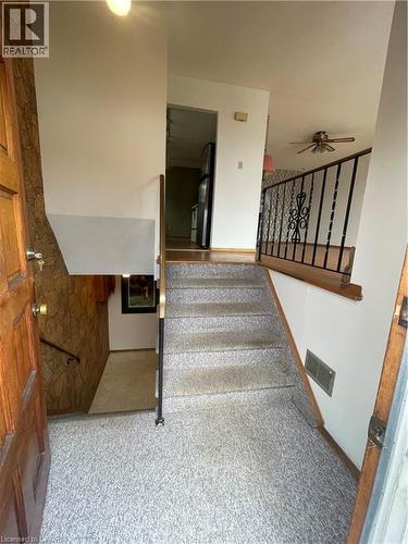 24 Yeoville Court, Hamilton, ON - Indoor Photo Showing Other Room