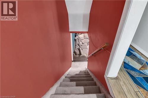 18 Riverdale Drive, Hamilton, ON - Indoor Photo Showing Other Room