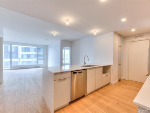 1404-3671 Av. Jean-Béraud  Laval (Chomedey), QC H7T 0N5