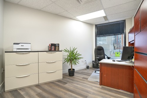 Office - 95-45 Place Charles-Le Moyne, Longueuil (Le Vieux-Longueuil), QC - Indoor Photo Showing Office
