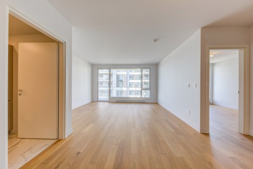 1204-3671 Av. Jean-Béraud  Laval (Chomedey), QC H7T 0N5