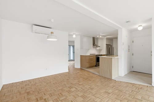 Dining Room - 4373 Av. Coloniale, Montréal (Le Plateau-Mont-Royal), QC - Indoor Photo Showing Kitchen