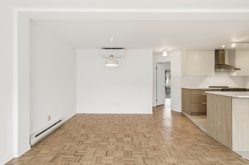 Dining Room - 4373 Av. Coloniale, Montréal (Le Plateau-Mont-Royal), QC - Indoor Photo Showing Kitchen