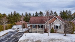 51 Rue Selena  East Angus, QC J0B 1R0
