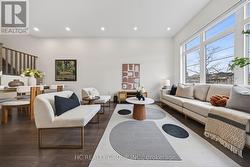 1240 WELLINGTON STREET E  Aurora, ON L4G 2C9