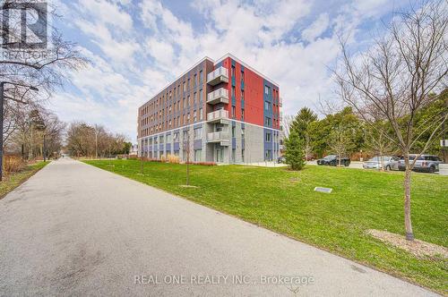 423 - 77 Leland Street, Hamilton, ON - Outdoor