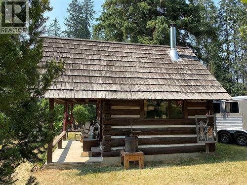 3371 Highway 3B, Fruitvale, BC 