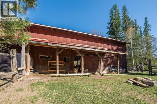 3371 Highway 3B, Fruitvale, BC 