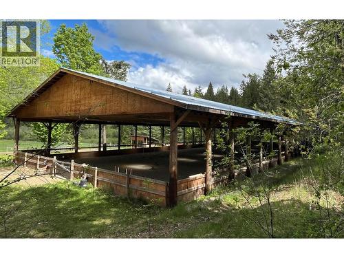 3371 Highway 3B, Fruitvale, BC 