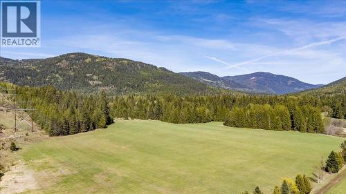 3371 Highway 3B, Fruitvale, BC 
