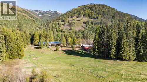 3371 Highway 3B, Fruitvale, BC 