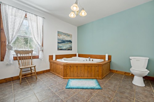 Salle de bains - 23Z  - 23Az Ch. Du Lac-Allard, Lac-Saguay, QC - Indoor Photo Showing Bathroom
