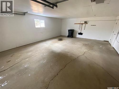 310 Allan Avenue, Saltcoats, SK - Indoor Photo Showing Garage