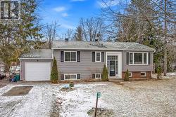 6529 RIDEAU VALLEY DRIVE N  Ottawa, ON K4M 1B3