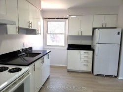 218-2 Orchard Heights Boulevard  Aurora, ON L4G 3W3