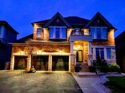 19 Black Diamond Crescent  Brampton, ON L6X 0V8