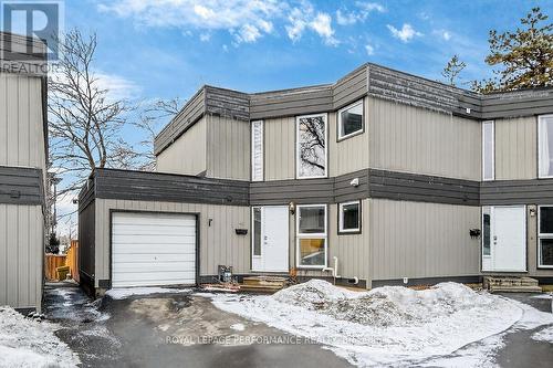 42 COMPATA WAY  Ottawa, ON K1B 4W9