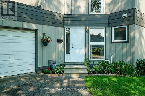42 Compata Way, Ottawa, ON - Outdoor