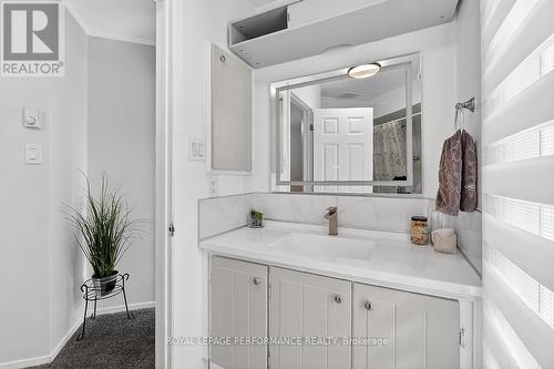 42 Compata Way, Ottawa, ON - Indoor Photo Showing Bathroom