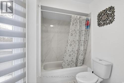 42 Compata Way, Ottawa, ON - Indoor Photo Showing Bathroom