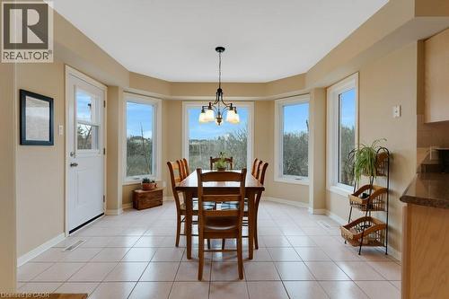 32 Kingfisher Crescent, Cambridge, ON - Indoor Photo Showing Dining Room