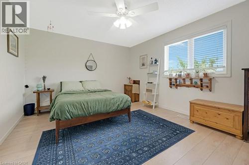 32 Kingfisher Crescent, Cambridge, ON - Indoor Photo Showing Bedroom