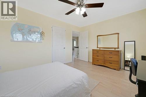 32 Kingfisher Crescent, Cambridge, ON - Indoor Photo Showing Bedroom
