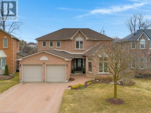 32 KINGFISHER Crescent  Cambridge, ON N1T 1P9