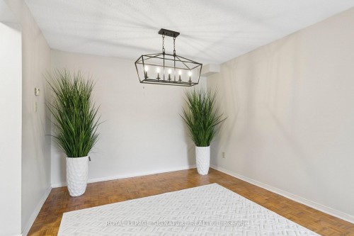 156 Macedonia Crescent, Mississauga, ON - Indoor Photo Showing Other Room