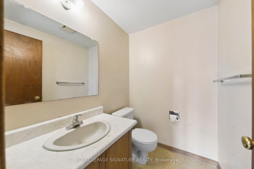 156 Macedonia Crescent, Mississauga, ON - Indoor Photo Showing Bathroom