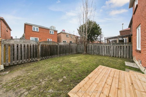 156 Macedonia Crescent, Mississauga, ON - Outdoor